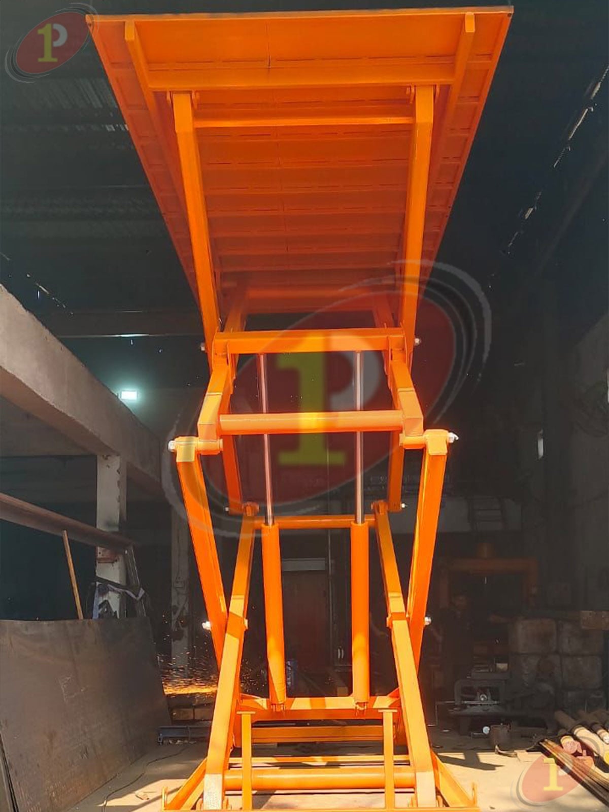 Heavy Duty Industrial Lift